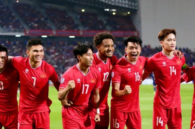 VN celebrate (1)