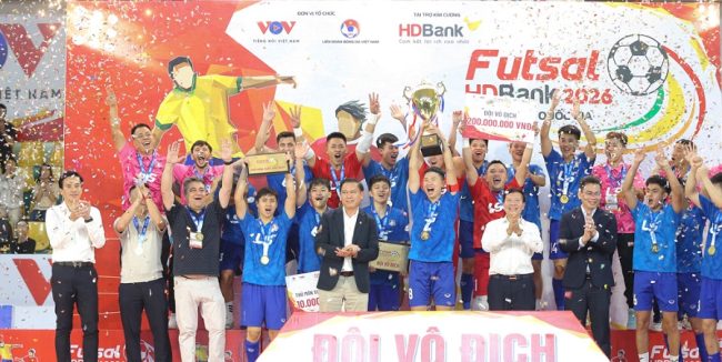 Thai Son Bac celebrate
